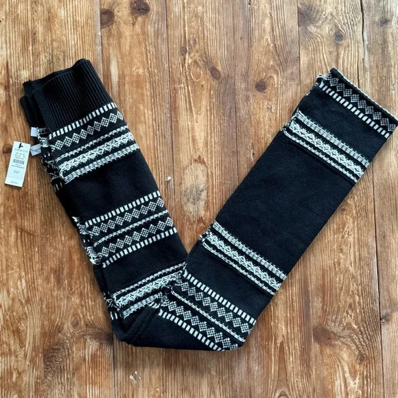 Talbots Women's Merry Fair Isle Scarf Black/White 6'‎ x 10