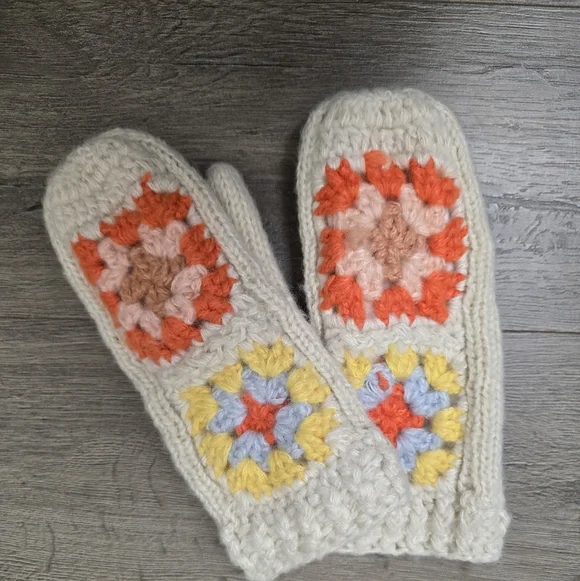 Granny Square Crochet Mittens Outdoor Eclectic Boho Fun OS