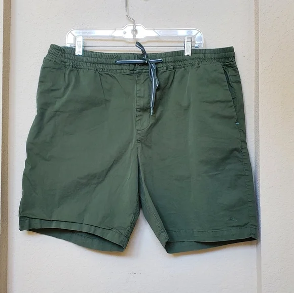 Tommy Bahama Men's Olive Color Shorts. Size XXL