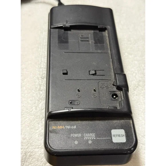 Thomson Consumer Electronics CPS801A Battery Charger AC Adapter 6.5V 1.3A Dock