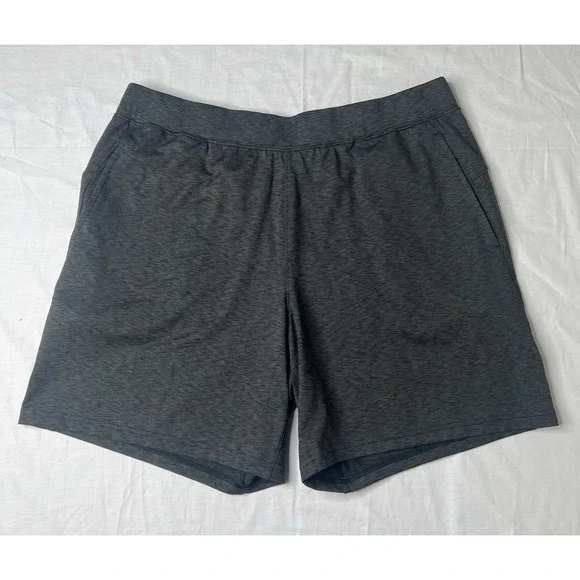 NWT VRST‎ Mens Relaxed Fit Everyday Shorts - Large Gray / Black