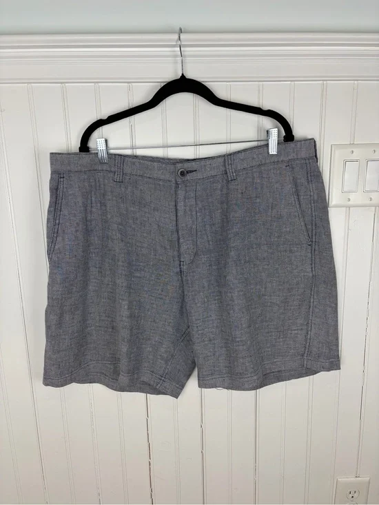 Tommy Bahama Bluish Gray Flat-Front Linen-Blend Shorts (40)