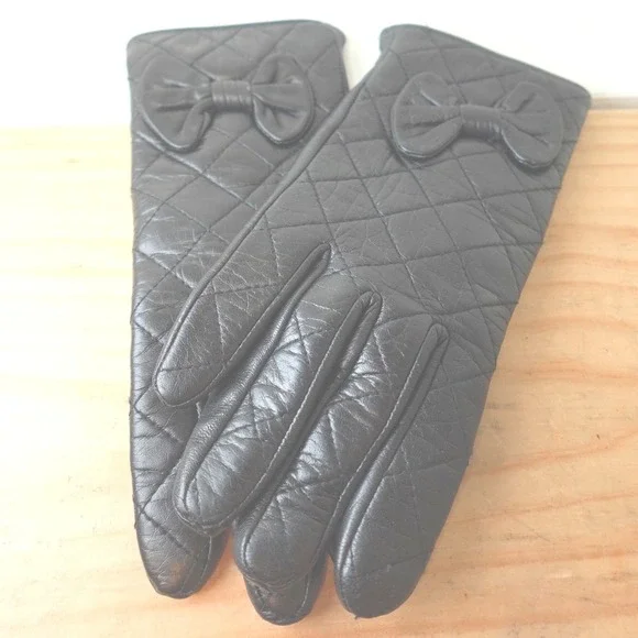 YISEVEN Fleece Lined Black Leather Gloves Women's size 7.5 Quilted Bow Accent
