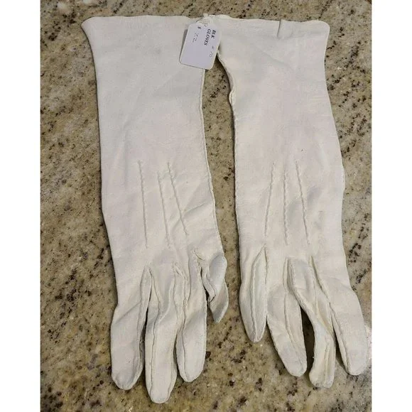 Vintage White Suede Like Material 12