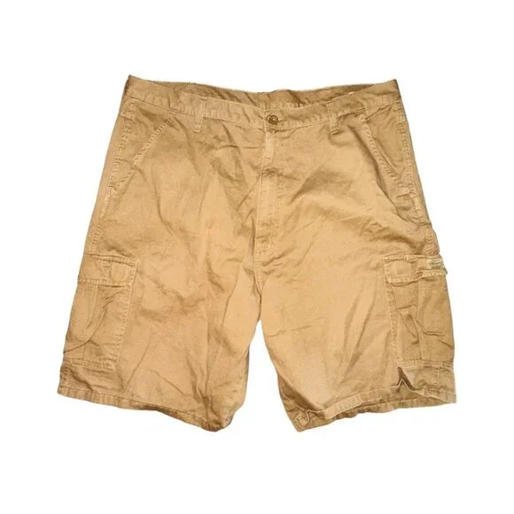 B2 Wrangler Cargo Brown Shorts Men's Size 40