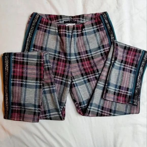 NWOT Sisley checkered jeggings