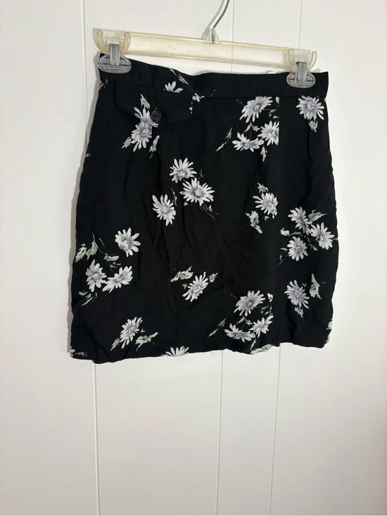 Vintage Girls' Black Floral Mini Skirt with Lavender Daisy Print