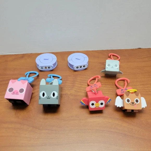 Pet Simulator X lot of 5 keychain / backpack‎ clip on