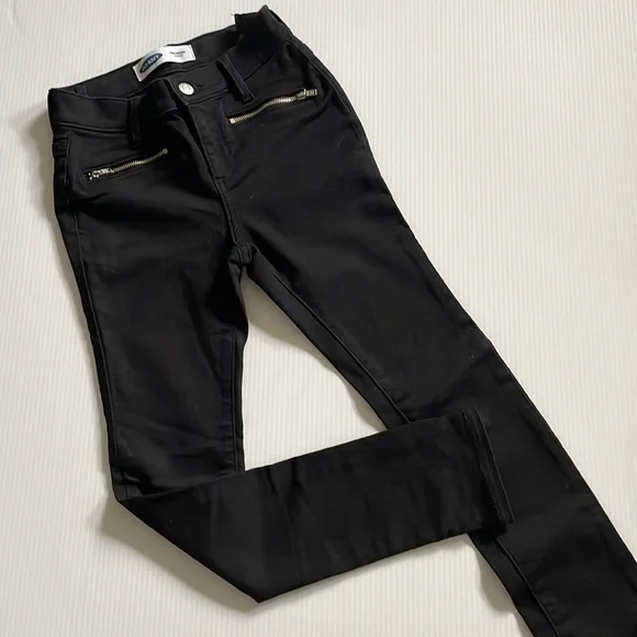 Old Navy black skinny ballerina Jegging.  Girls size 10
