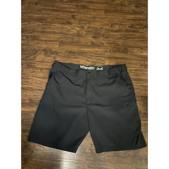 Wrangler ATG Outdoor Hiking Shorts Men’s 48 Black Zip Utility Performance