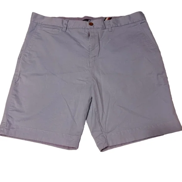 Tommy Hilfiger Men’s Light Blue Chino Shorts Size‎ 38 Flat Front Cotton Stretch