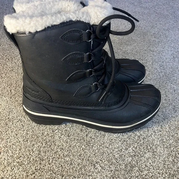 Crocs AllCast II Waterproof Snow Rain Boots Black Faux Fur‎ Duck Boots Womens 6