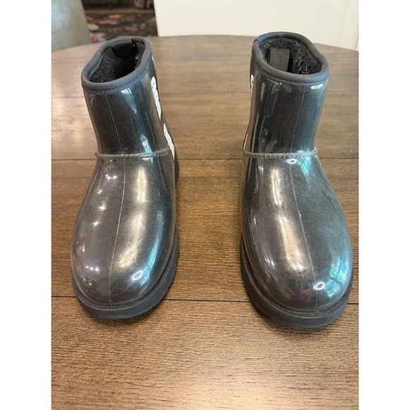 UGG Classic Clear Mini Waterproof Rain Boots Black Women's Size 7 Fur Lined