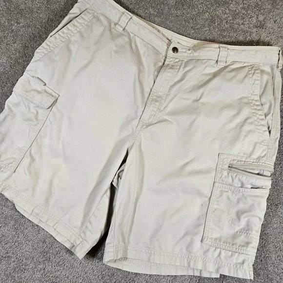 Columbia Khaki Cargo Shorts Performance Outdoor Gear Mens Size 38