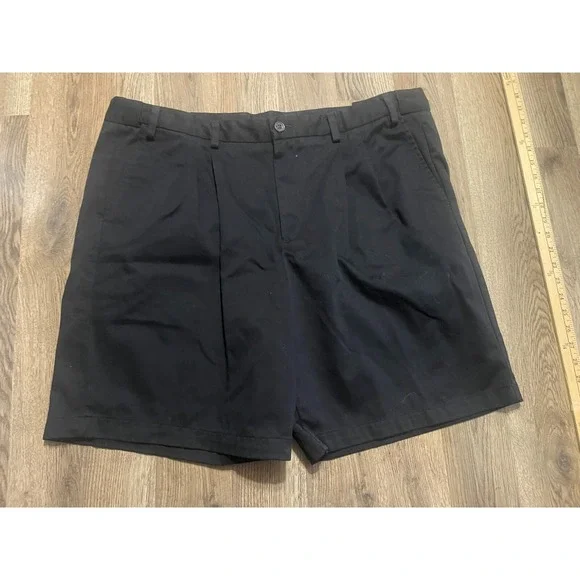 Eddie Bauer Short, Men's Size 42, Black, Dress Shorts, Pleated