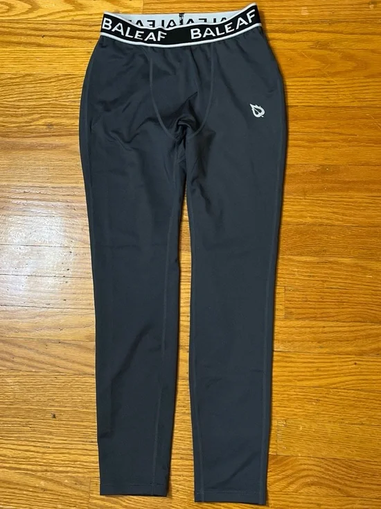 Bayleaf sports boys compression leggings youth pants size medium new