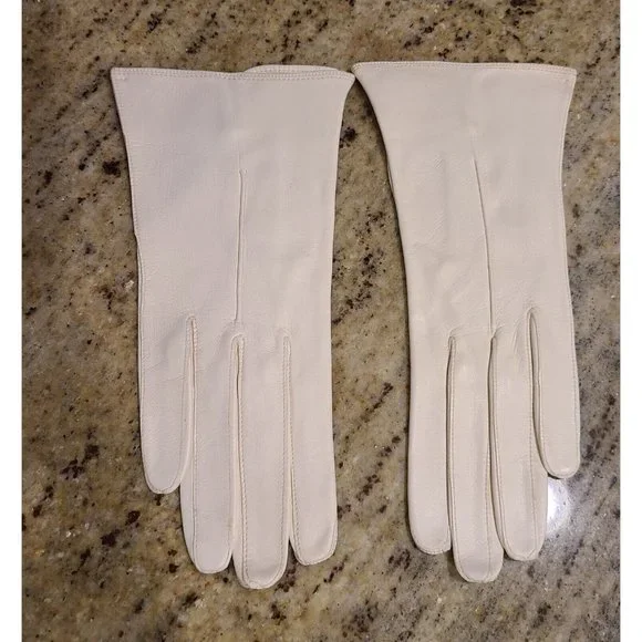 Vintage Size 6.5 XS White Leather Formal 8.5