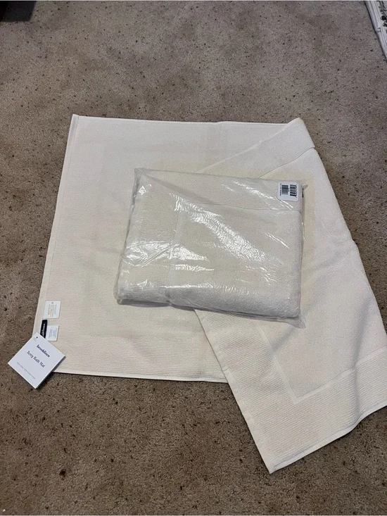 Brooklinen Vanilla Terry Bath Mat Oversized: 24