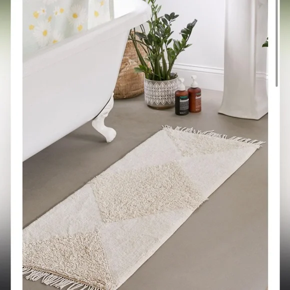 Urban Outfitters Cream & White Geometric Fringe Bath Runner