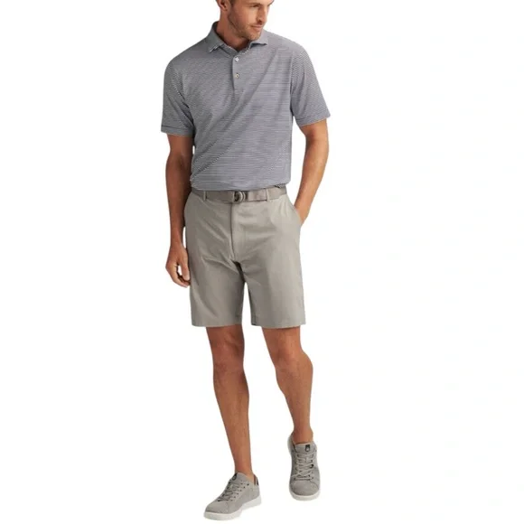 Peter Millar Crown Sport 9” Shackleford Performance Hybrid Short in Grey Sz 35