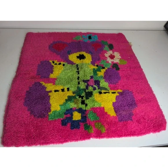 Vintage Pink Psychedelic Teddy Bear Large Bath Mat 1970s Retro 33
