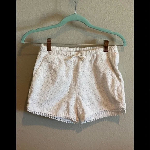 Cat & Jack Eyelet Draw String Shorts White​​​​​​​​​​
