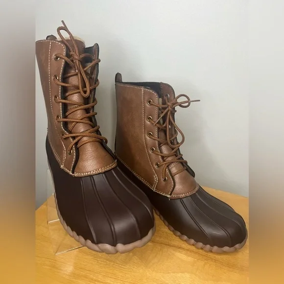 WEAR EVER New Women’s duck boots, Size 9, Color Brown All weather proof