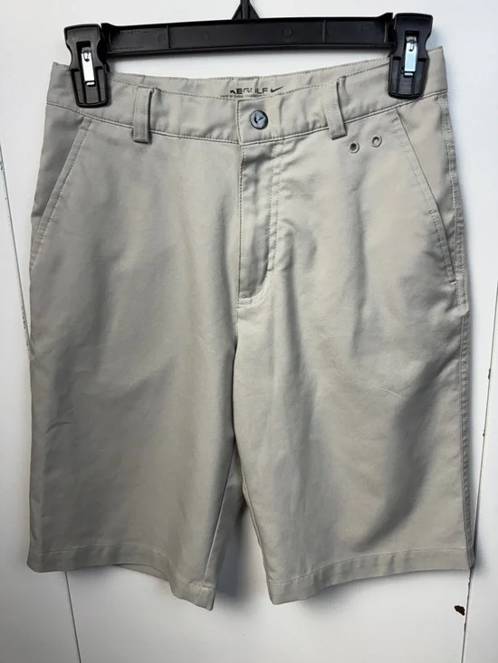 Nike boy’s Flat Front Golf Shorts in Light Khaki adjustable waist size medium