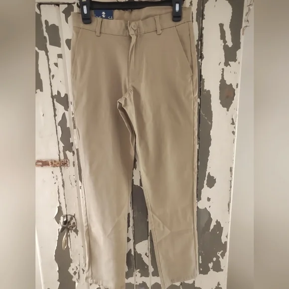 IZOD, 16 Regular, Camel Khakis. NWT, $36
