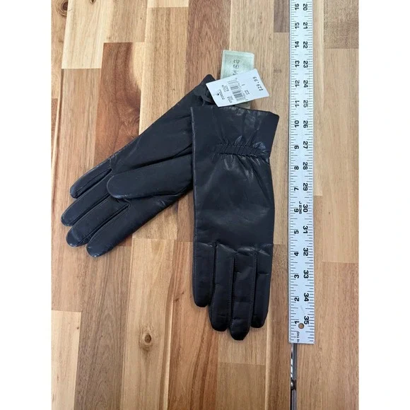 NEW Vintage Fownes Gloves Size 8 Black Lined Women's‎ Driving