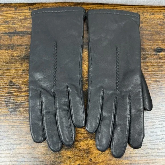 Vintage Fownes Woman's Genuine Leather Gloves‎ Size 7 WPL 9522 Lined