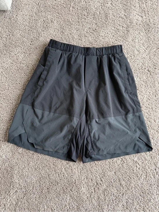 lululemon athletica Men's Two-Tone Charcoal and Dark Gray Athletic Shorts