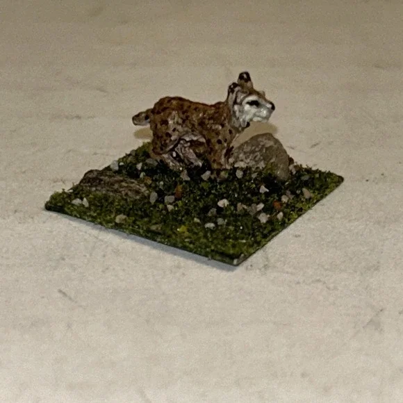 Ral Partha‎ Warhammer Metal Painted Miniature Animal Dog Cat Bobcat Wolf
