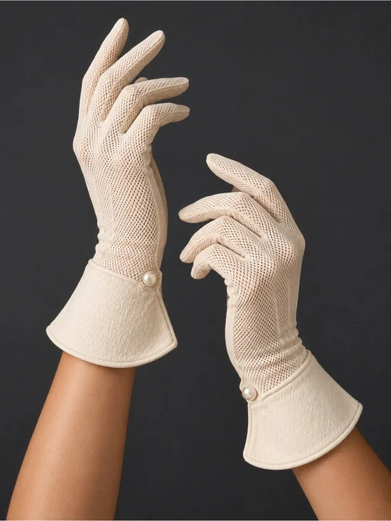Vintage 60s Classic Cream/white Mesh Wrist Gloves with Pearl Button- OS