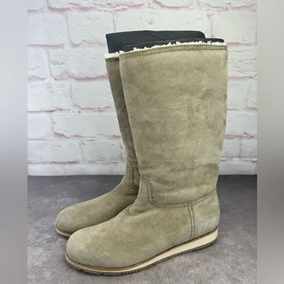 Prada Women's Calzature Donna Montone Fango Suede Sherpa Boots EU 39 / US 8.5
