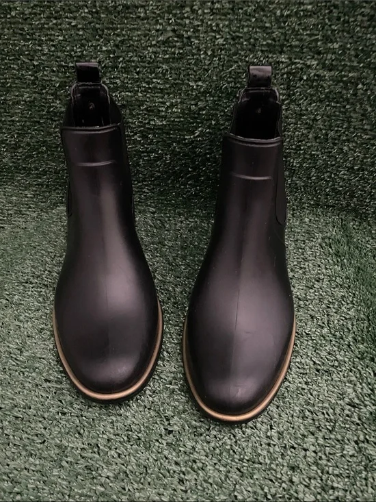Kate Spade New York Sedgwick Black Chelsea Rain Boots size 8