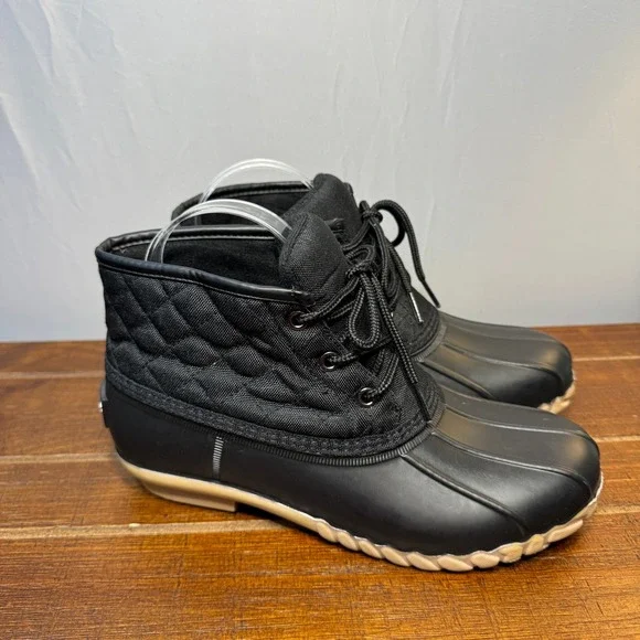 St Johns Bay Denton Quilted Duck Boots‎ Black Lace Up Women Size 7 Memory Foam