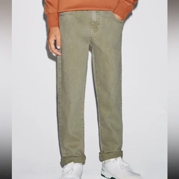 Zara Straight Fit Jeans