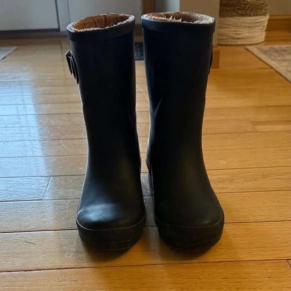 Chooka Black Winter / Rain Boots with Tan Lining‎