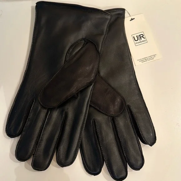 New UGG Leather/Faux Fur Lining Gloves. Black. Size