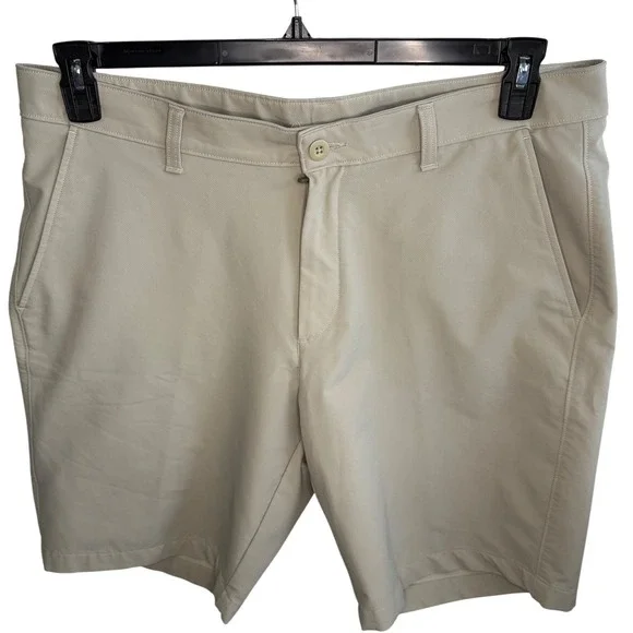 Under Armour Men's Tan Chino Golf Shorts Size 38 UA Tech Flat Front Stretch‎