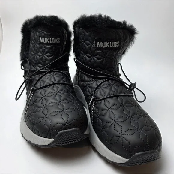 Women's MUK LUKS Jasmine Jade Winter Boots Size 9 New With‎ Tags Black #0379