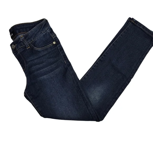 NWOT DKNY Dark Wash Denim Jeans Size 12