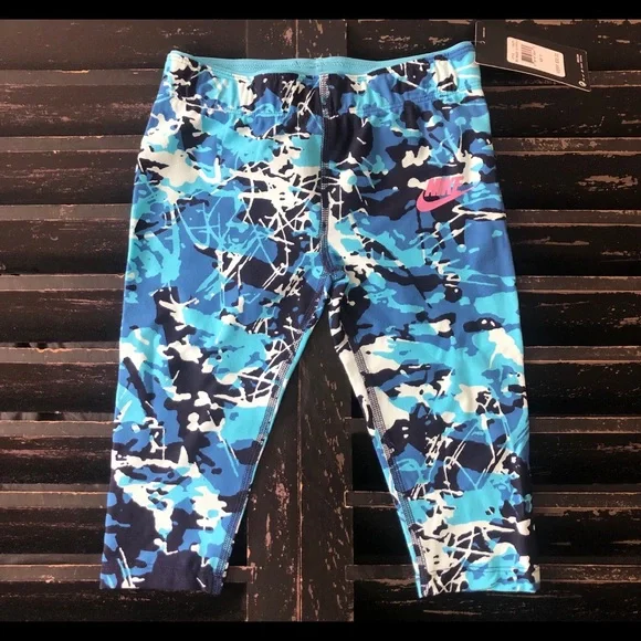 NIKE Girl’s Toddler Dri Fit Capri Leggings NWT