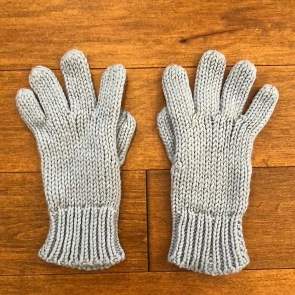 Beautiful baby blue chunky knit gloves that look hand knit oversized