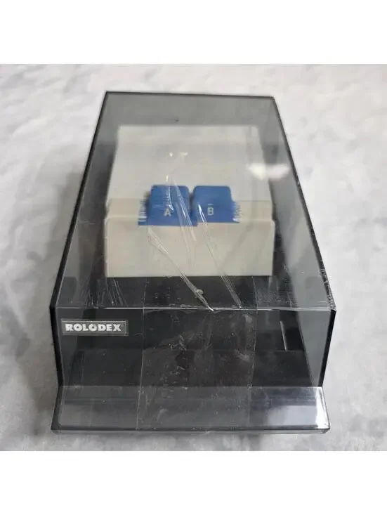 Vintage 1980s Rolodex VIP-24C Card File with Dividersfor 4