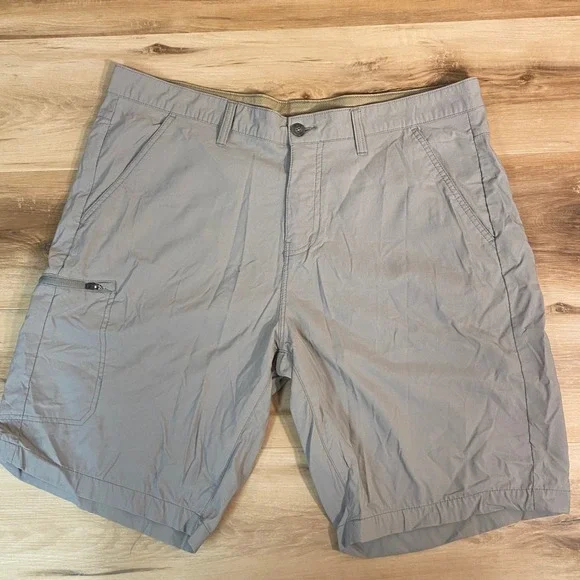 Eddie Bauer Men's Size 38 Gray Outdoor Nylon Spandex Cargo Shorts Zip Pocket