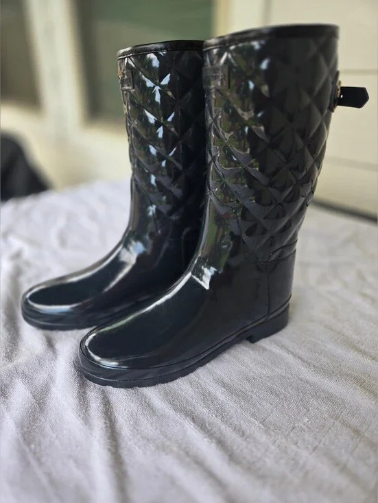 Hunter Dark Grey Quilted Gloss Mid-Calf Rain Boots