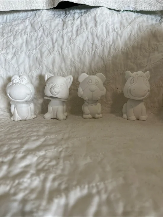 White Small Pets Ceramic Figurine Set - Unbranded