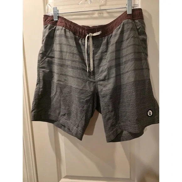 Vuori Men's Gray Striped Shorts SZ M